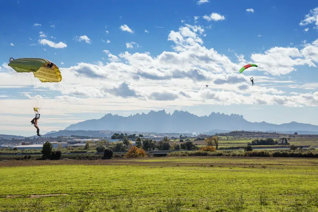 Paracaidismo en Sant Fruitós del Bages, Barcelona
