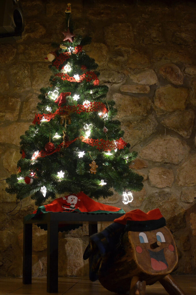 Casas rurales decoradas por Navidad: La Casa del Molí, en Pontons (Barcelona).