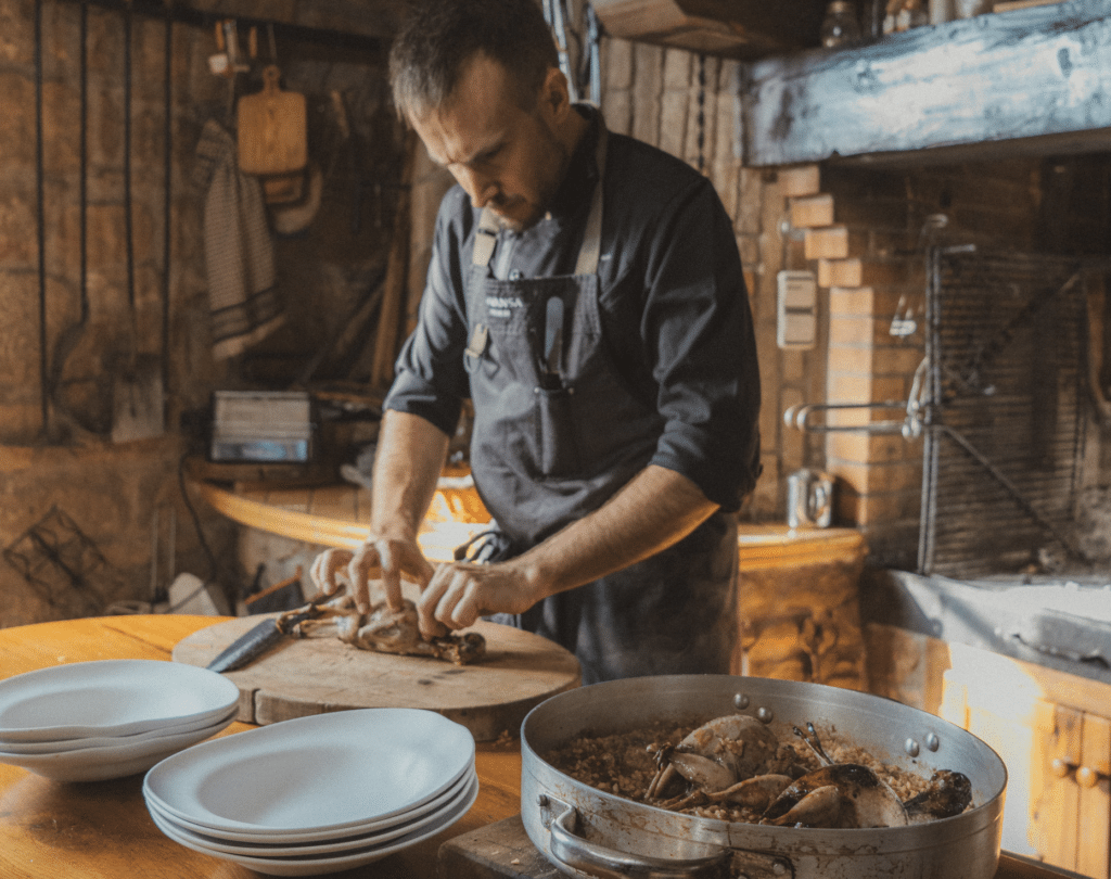 Arnau París, en la cocina.