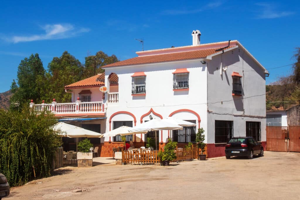 Típica venta andaluza de carretera.