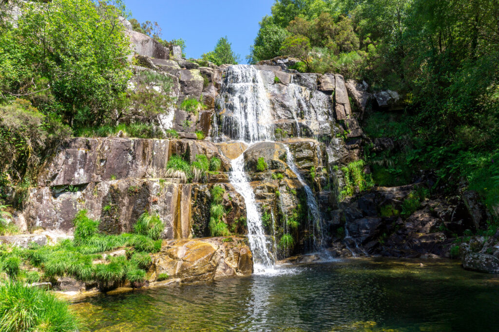 Catarata o fervenza de Casariños. Fornelos de Montes, (Pontevedra).