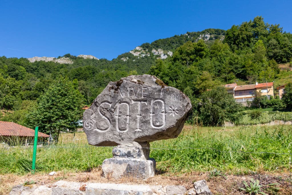 Soto de Sajambre, en León. Por travelview