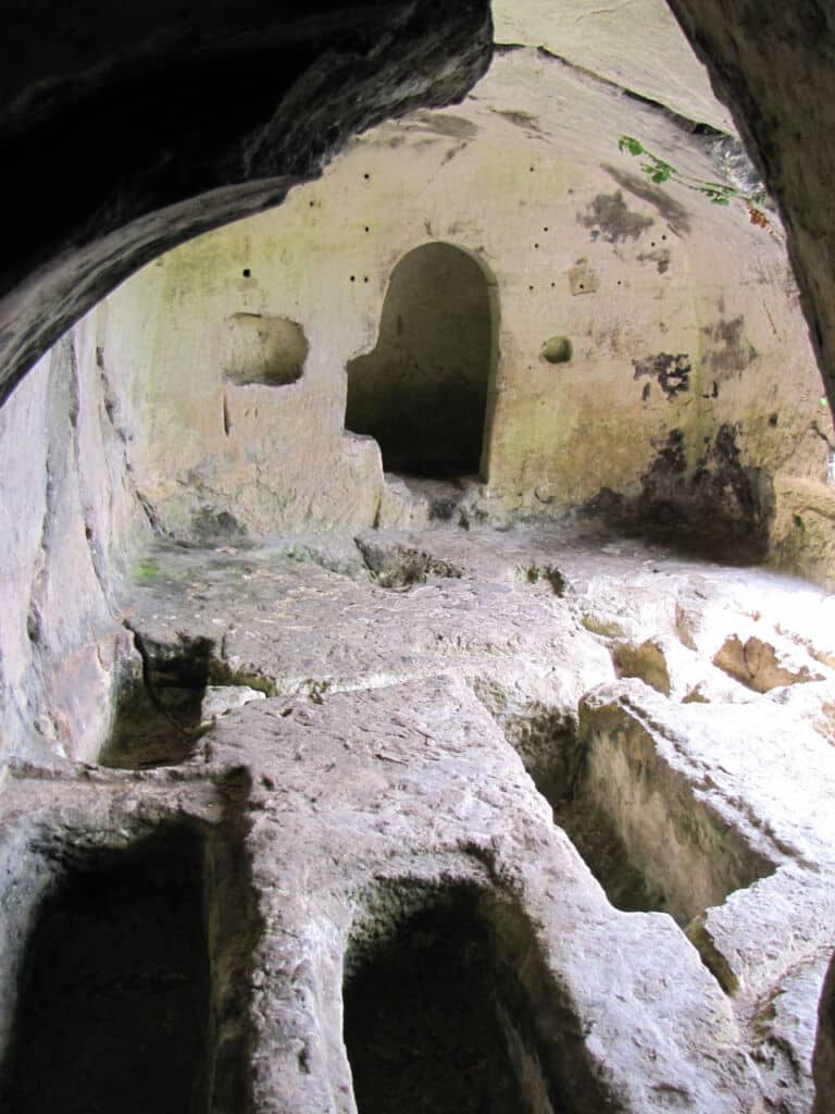Una de las Gobas de Laño, en Treviño (Burgos). De Patrimonio Cultural de Castilla y León