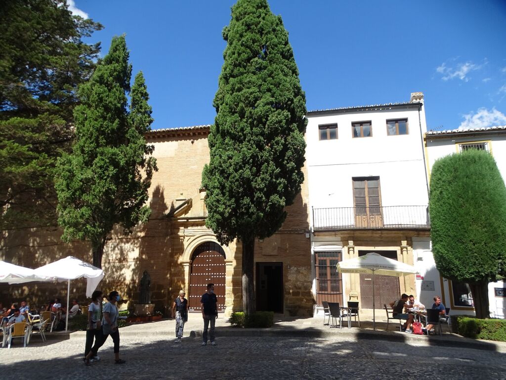 Plaza Duquesa de Parcent. Por Jose A.