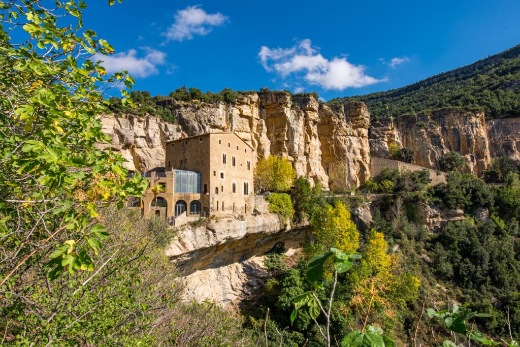 Monasterio de Sant Miquel del Fai (Barcelona).