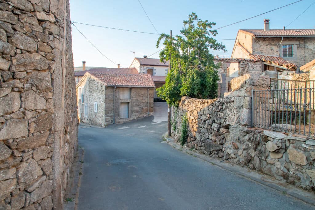 Hoyos del Espino, en Ávila. Por AngelLuis.