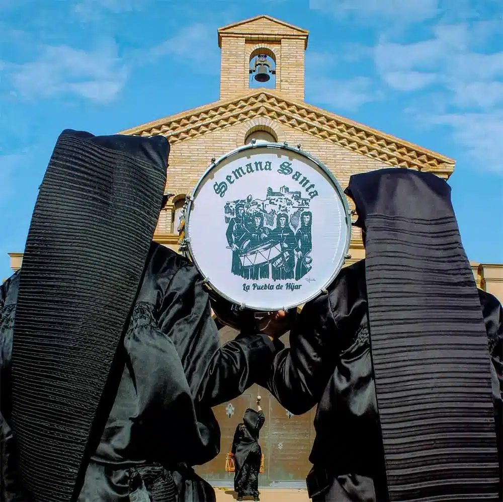 La Puebla de Híjar. Por Ruta del Tambor y Bombo