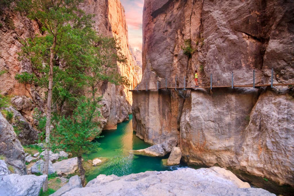 Las Pasarelas de Valloré (Teruel). Por david.