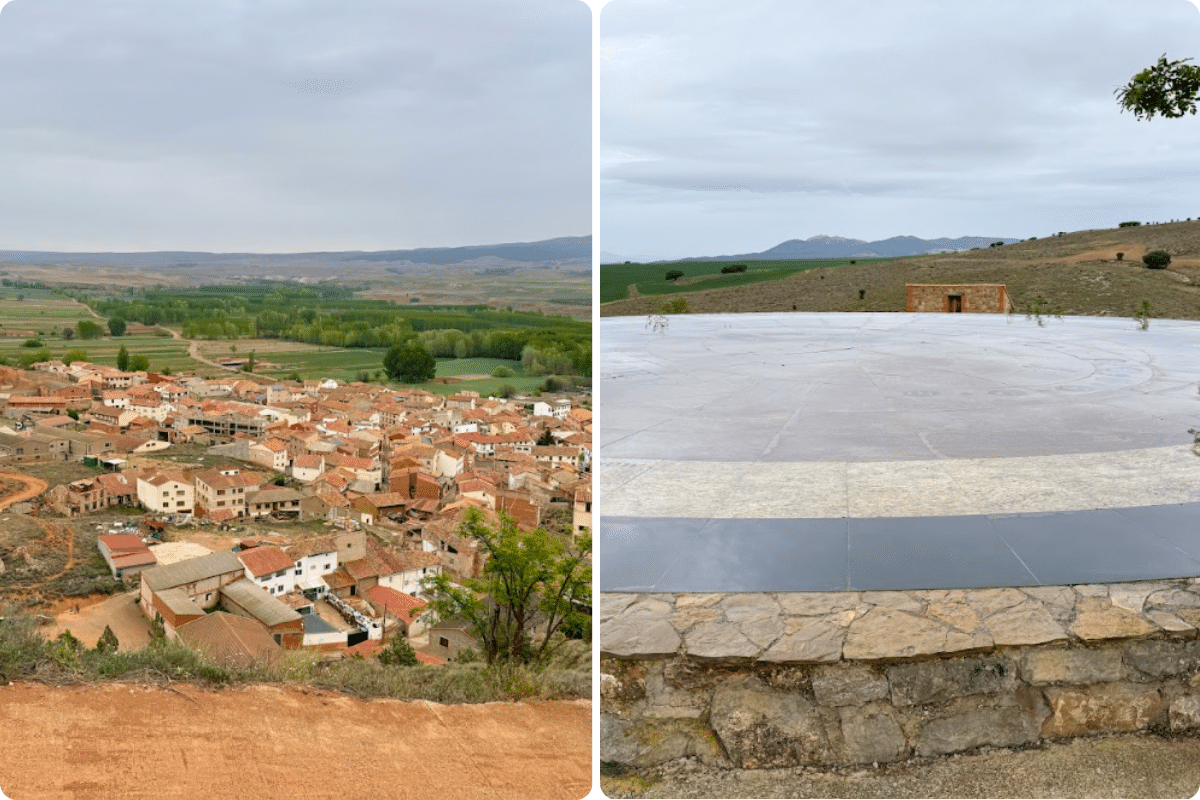 Imágenes contiguas: a la izquierda, una pequeña aldea con casas de tejados rojos enclavada entre los verdes campos y colinas de Asturias; a la derecha, una plataforma circular pavimentada en lo alto de una colina domina el paisaje rural asturiano bajo un cielo nublado.