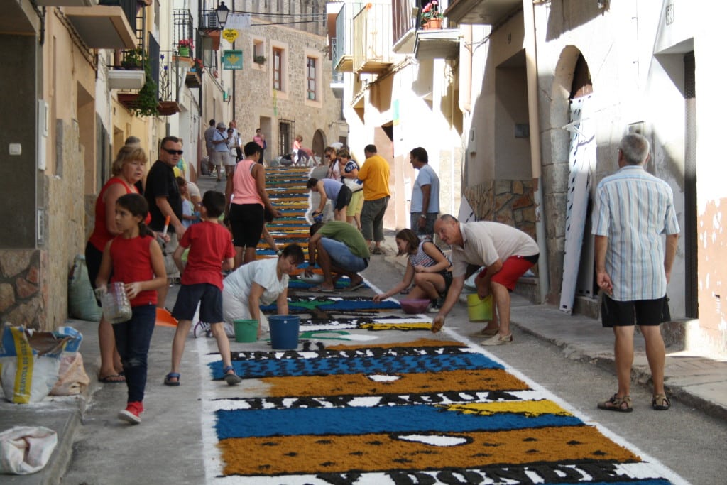 Alfombras de serrín de Aguaviva (Teruel).