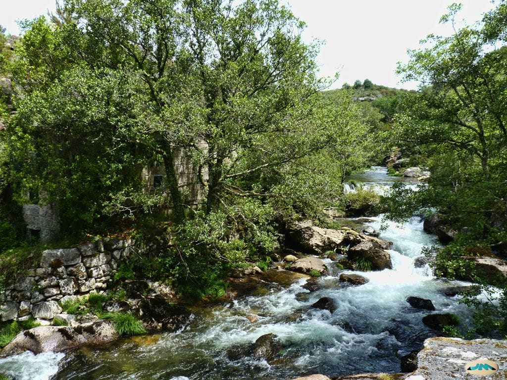 Río Almofrei. Por juantiagues.