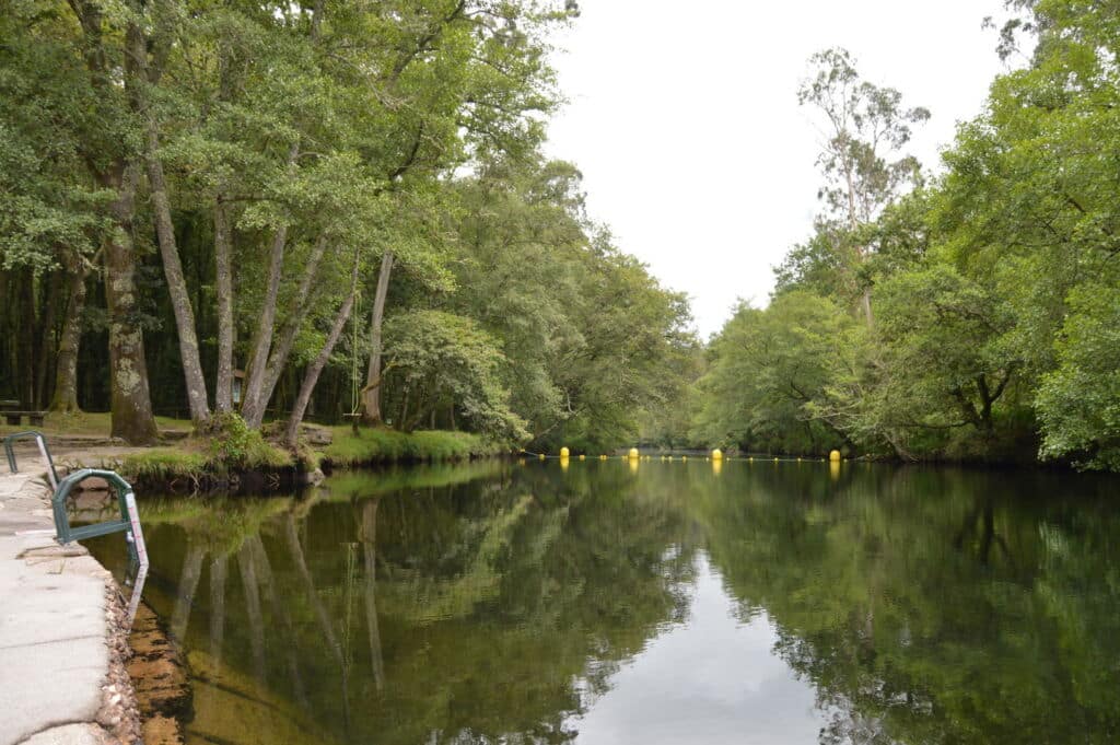 Playa fluvial A Calzada, en Ponte Caldelas (Pontevedra).