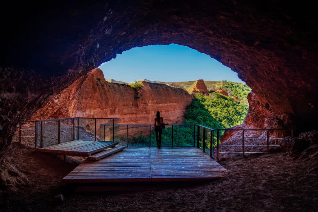 Senderismo en Las Médulas, León. Por M.studio
