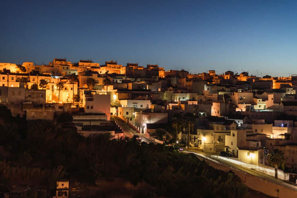 El pueblo de Veger de la Frontera (Cádiz), de noche. Por MiguelAngelJunquera