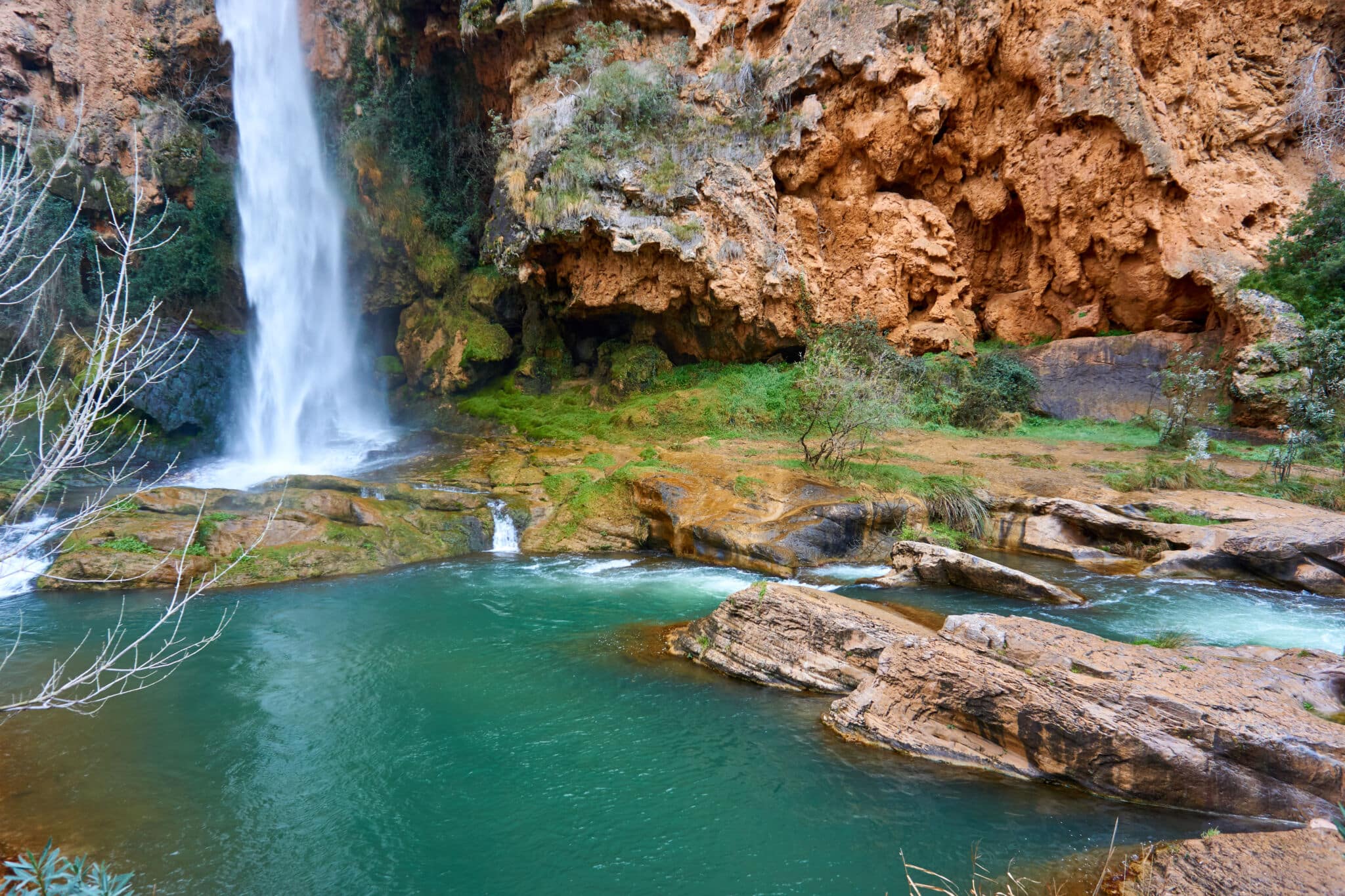 Piscinas naturales en plena naturaleza a las que se puede llegar sin coche