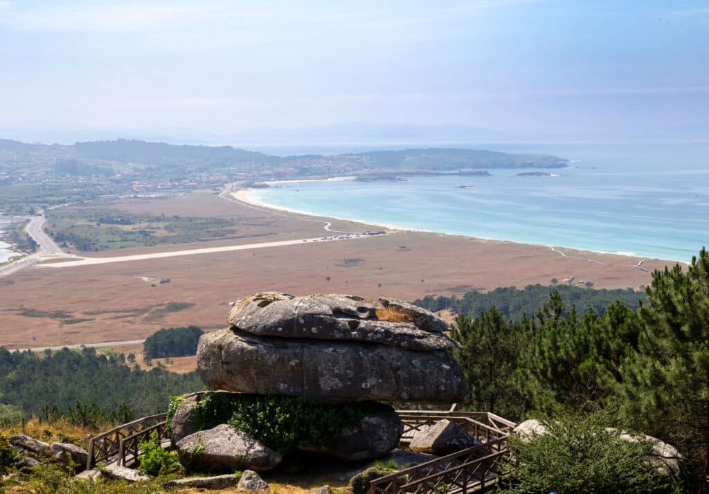 Panorámica desde un mirador del monte Siradella, en O Grove (Pontevedra). Por Nandi Estévez