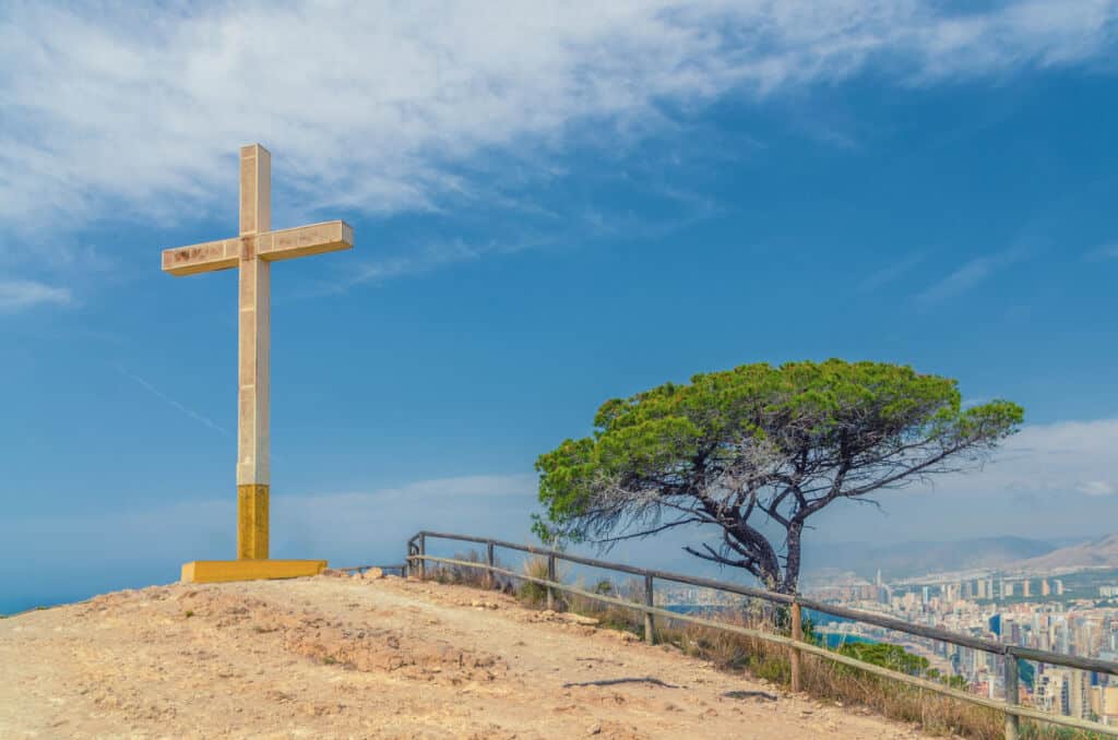 Cruz de Benidorm. Por Aliaksandr.