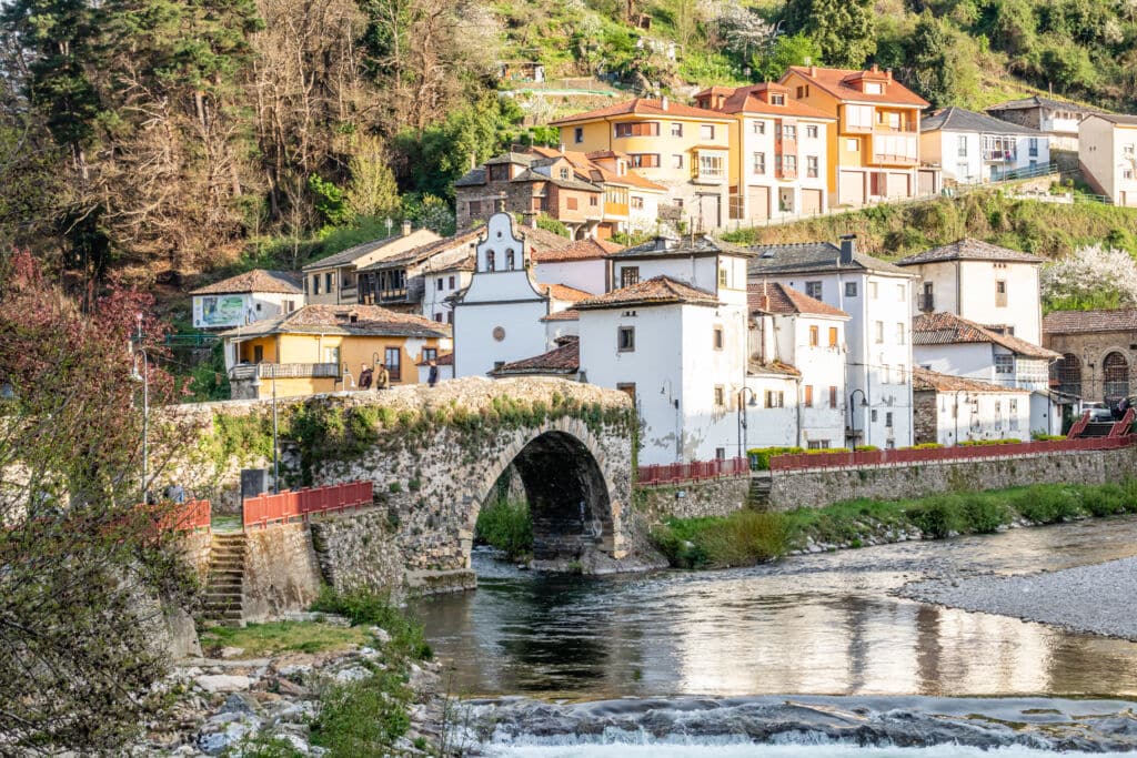 Cangas del Narcea. Por josevgluis
