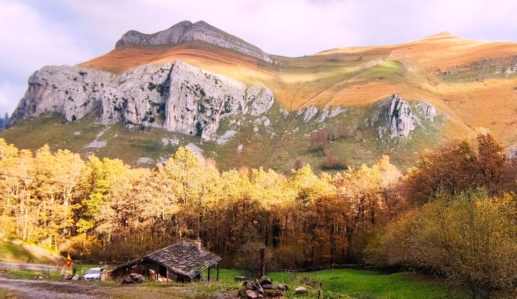 Cabaña Reina del Paraíso (Cantabria)