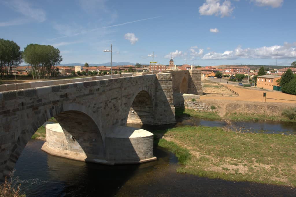 Puente de Órbigo