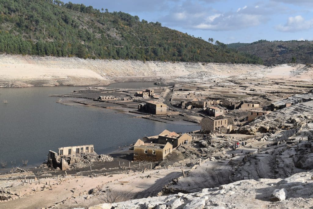 lugares de España sumergidos: Aceredo