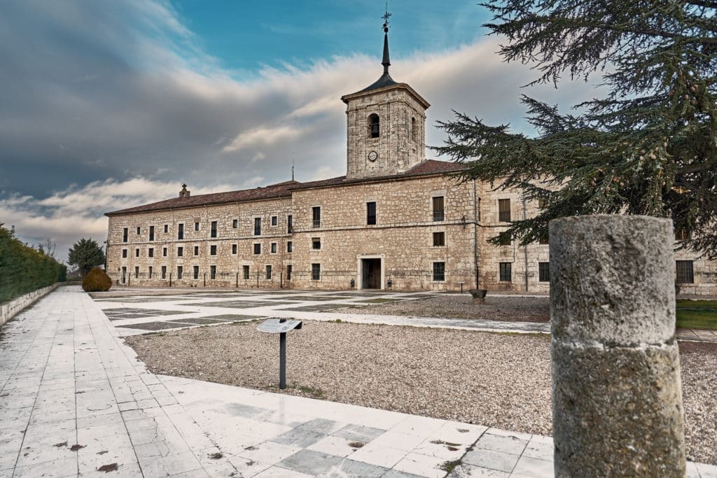 Monasterio de San Isidro, Dueñas