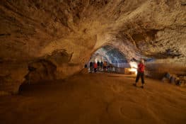 Viaje al centro de la tierra: las 5 cuevas más grandes de España
