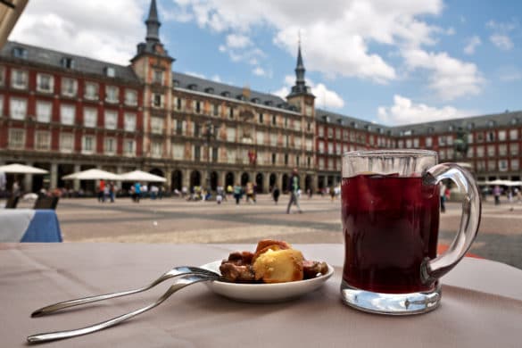 Orígenes del tinto de verano, la bebida estrella contra el calor