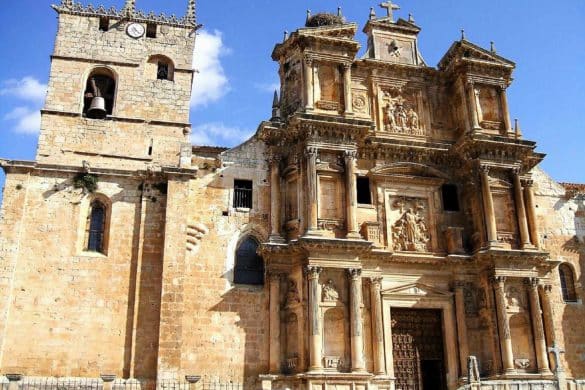 La iglesia de Burgos que comparan con el Tesoro de Petra