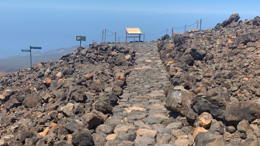 Ruta al Pico del Viejo. Senderismo en El Teide