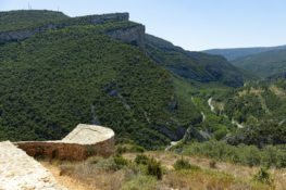 10 experiencias imprescindibles en el Parque Natural Montes Obarenes, en la provincia de Burgos