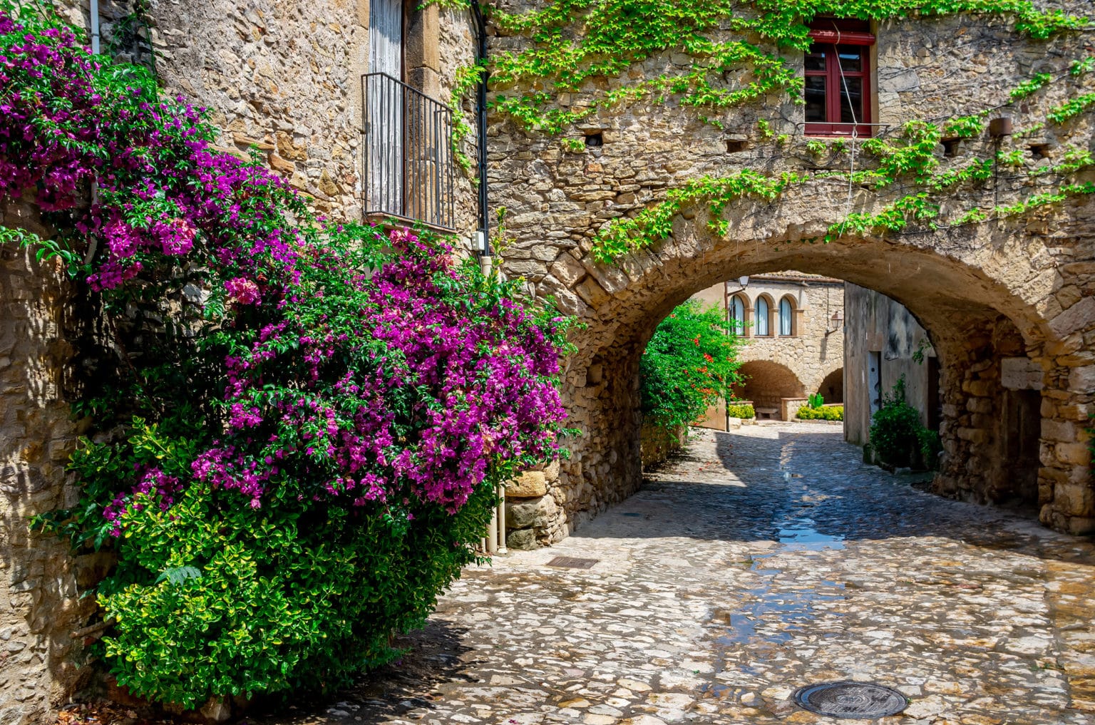 7 Pueblos Medievales En La Costa Brava Para Viajar Al Pasado 7-pueblos-medievales-en-la-costa-brava-para-viajar-al-pasado