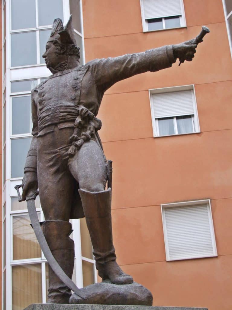 Estatua de bronce del general Reding en Bailén.
