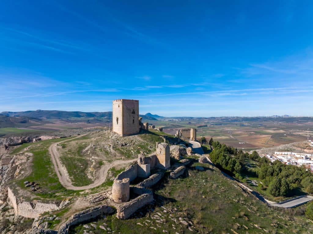 Antiguo castillo almohade de la Estrella en el municipio de Teba provincia de Málaga, España