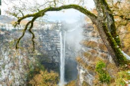 La cascada de Gujuli, una joya natural en el Parque Natural del Gorbeia