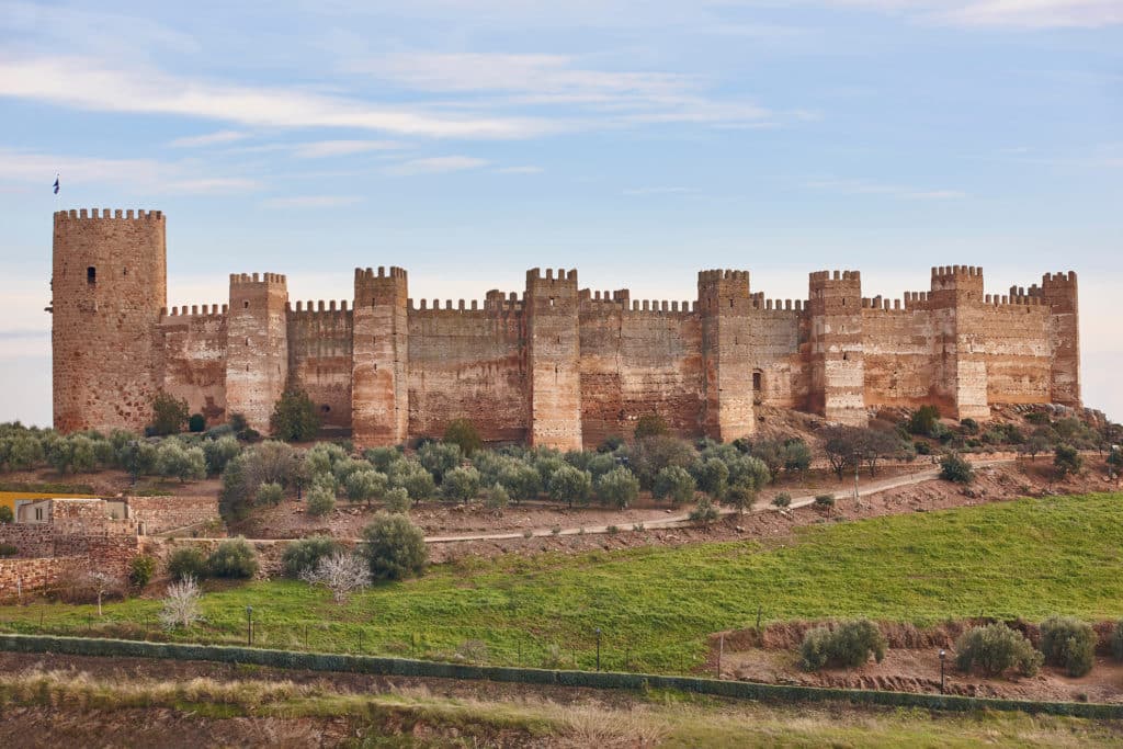el castillo de Burgalimar, el castillo más antiguo de España