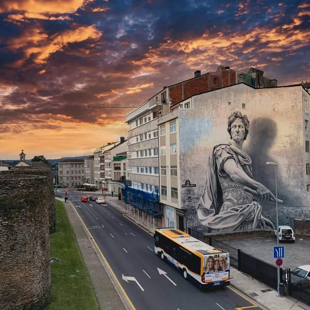 mural de Julio César en Lugo