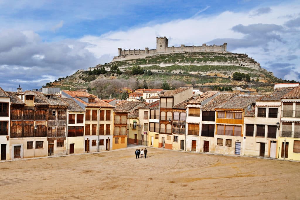 Castillo de Peñafiel, uno de los monumentos medievales en la Ribera del Duero