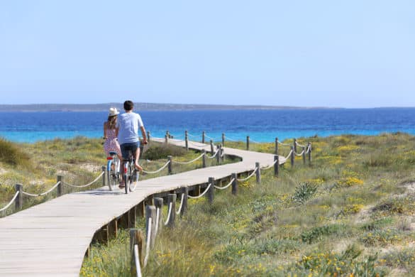 Todas las rutas verdes de Formentera para descubrir la isla a pie o en bicicleta